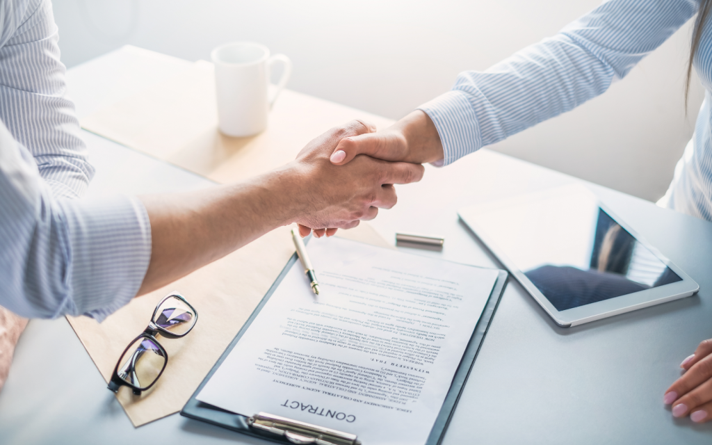 5 Consejos Legales para Contratar a una Empleada del Hogar con Tranquilidad